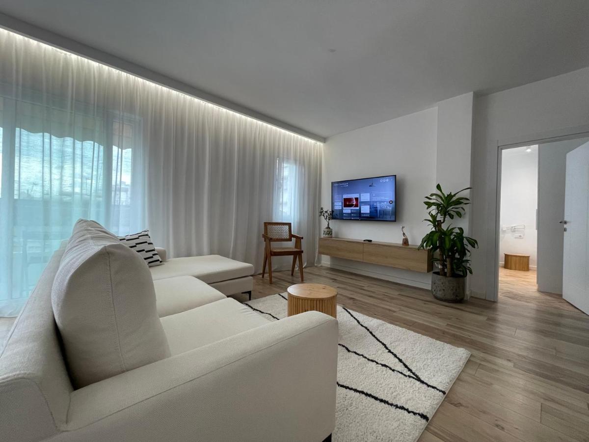 Myslym Shyri'S Apartments Tiranë Ngoại thất bức ảnh