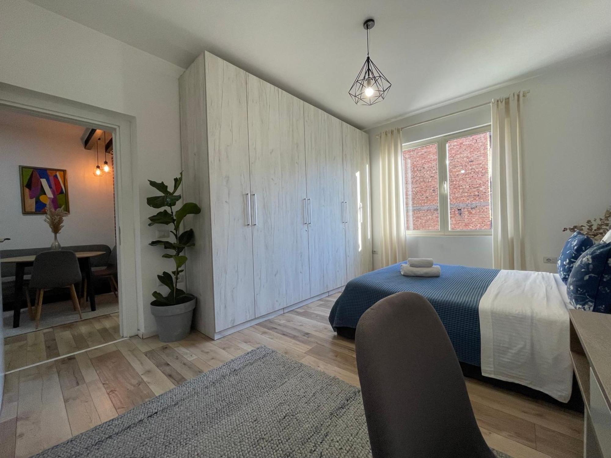 Myslym Shyri'S Apartments Tiranë Phòng bức ảnh